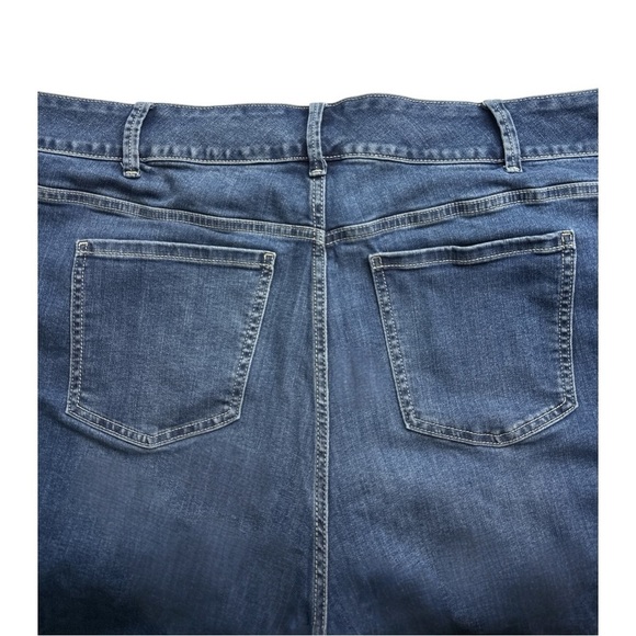 Torrid Super Soft Jegging Skinny High-Rise Jean in Blue Grotto -- Size 26W Reg - Picture 14 of 16